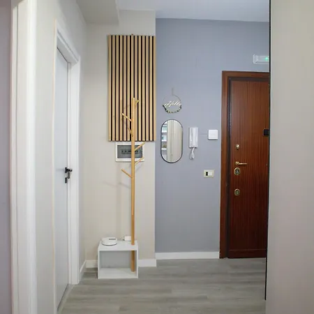 Sara's - Modern Near Metro, Perfect For Families And Groups In Řím