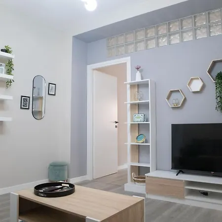 Apartmán Sara's - Modern Near Metro, Perfect For Families And Groups In Řím